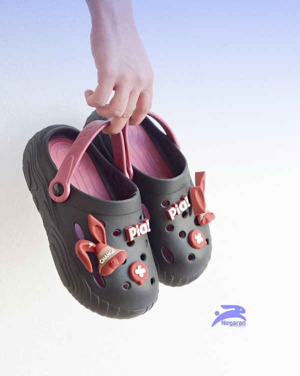 دمپایی کراکس دخترانه و زنانه