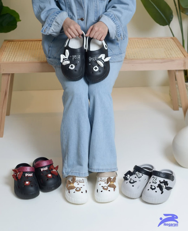 دمپایی کراکس دخترانه و زنانه