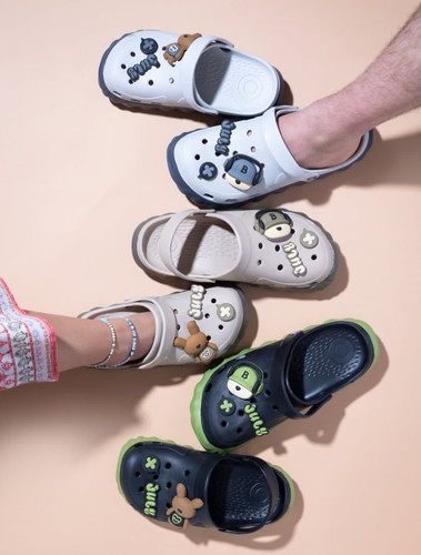 کراکس استیکردار مدل گرافیک ، دخترانه و پسرانه