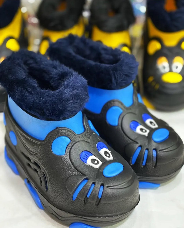 چکمه خزدار عروسکی گرم و راحت