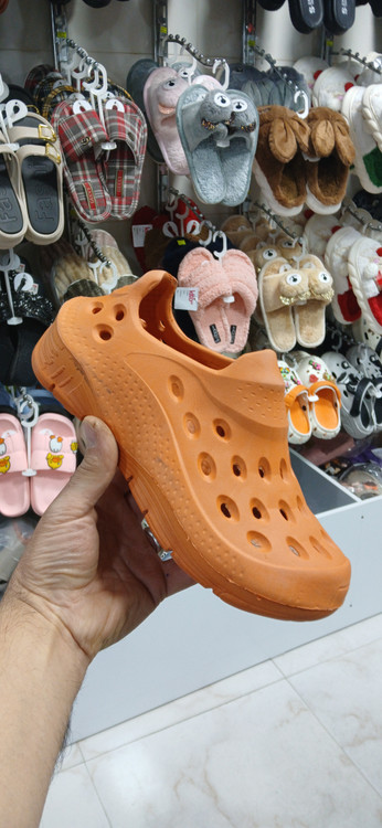 کفش ساحلی نرم و راحت و بادوام