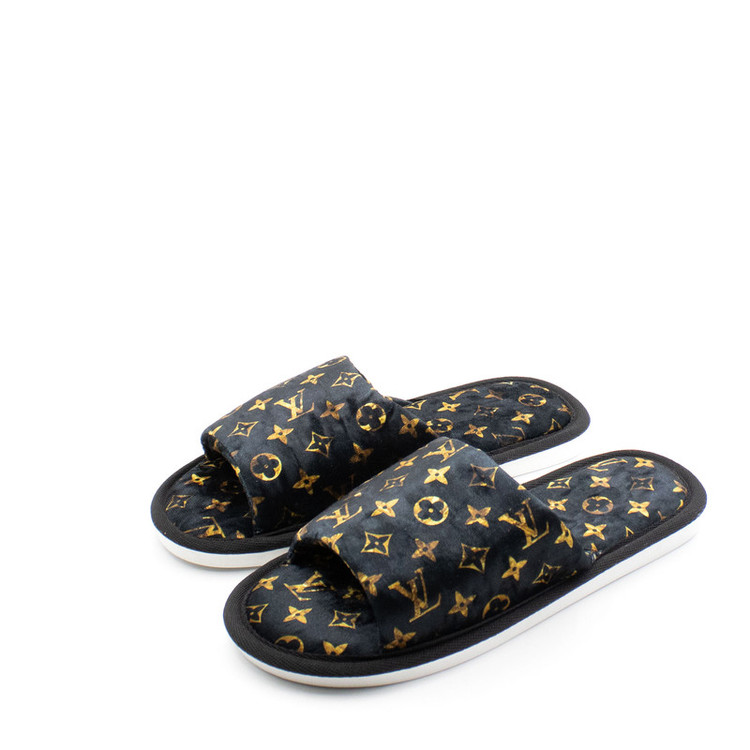 دمپایی حولهای مدل ال وی گرم و نرم و راحت