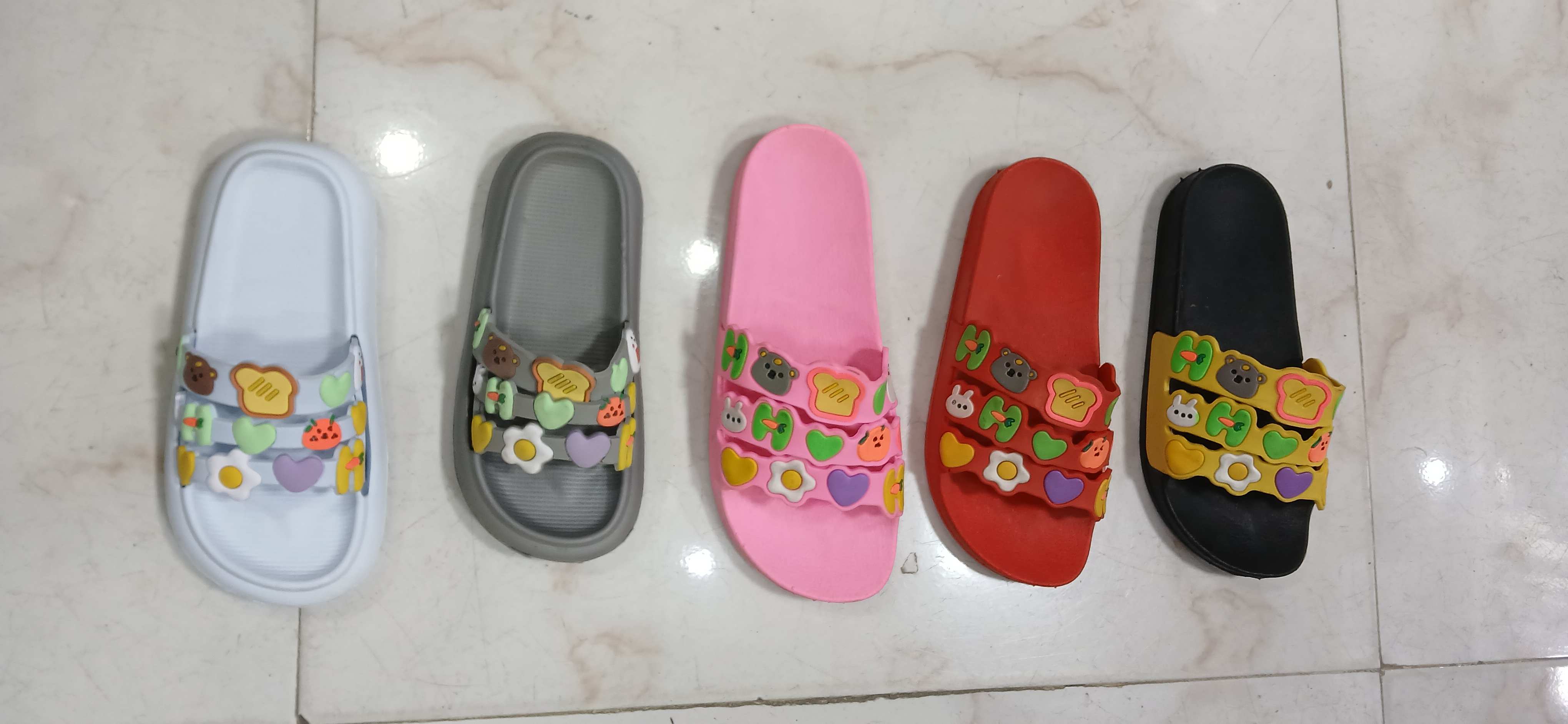 دمپایی دخترانه و زنانه میوه ای ، نرم و راحت و بادوام