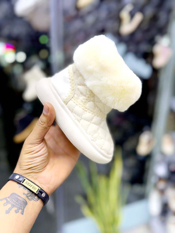 نیم بوت خزدار دخترانه و پسرانه گرم و نرم و راحت