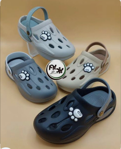 دمپایی کراکس استیکردار مردانه شیما نرم و راحت و بادوام