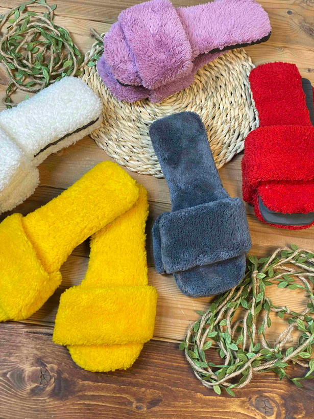 دمپایی حوله ای دخترانه و زنانه